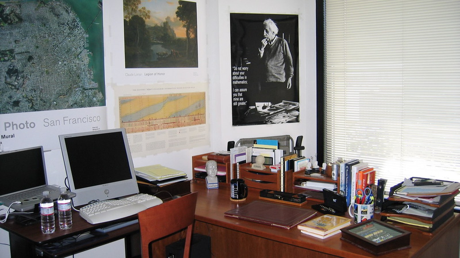 How to Organize a First Home Office When You’ve Never Set One Up Before