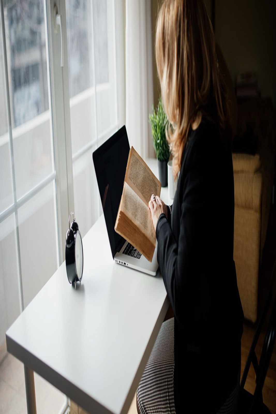 How to Organize a Workspace for Better Deep Work Sessions