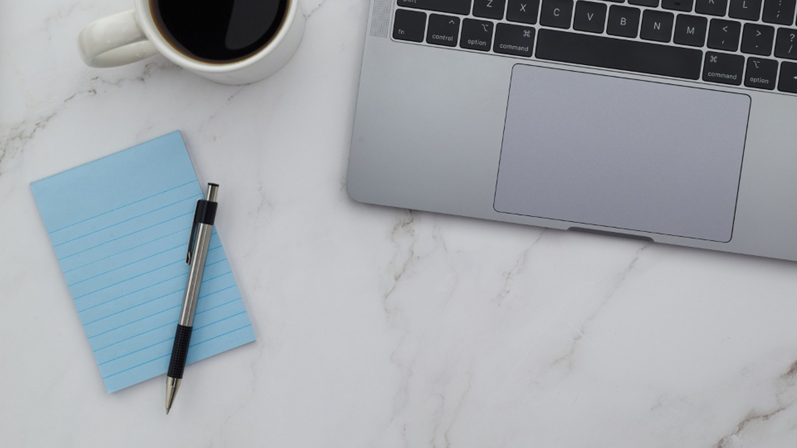 How to Organize Your Workspace Before a Deep Work Session