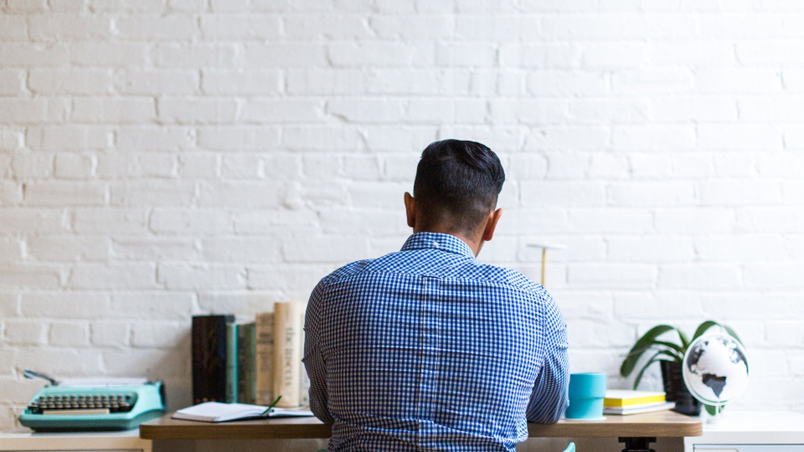 How to Organize Your Workspace Before Guests or Clients See It