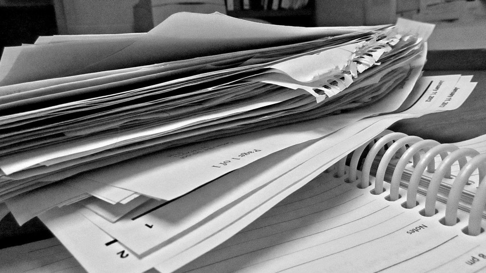 How to Organize Your Workspace When You Work Late and Shut Down Badly